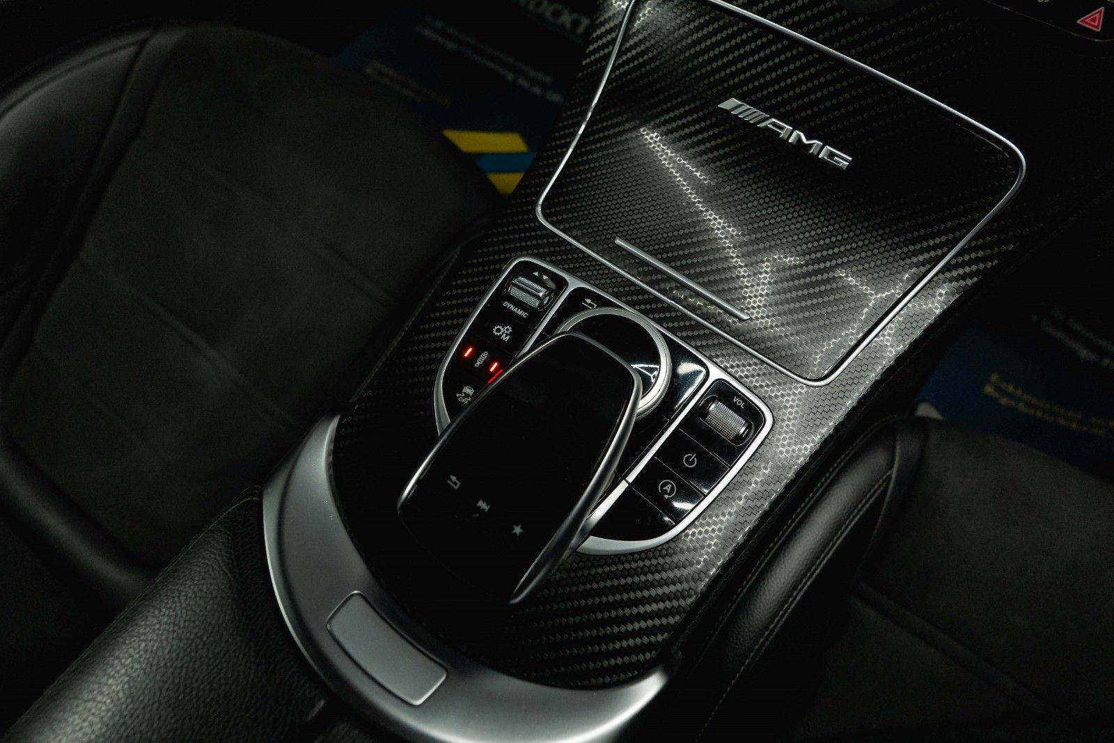 Fahrzeugabbildung Mercedes-Benz C 63 AMG Coupe Edition 1 Night Carbon *ACC*LED*