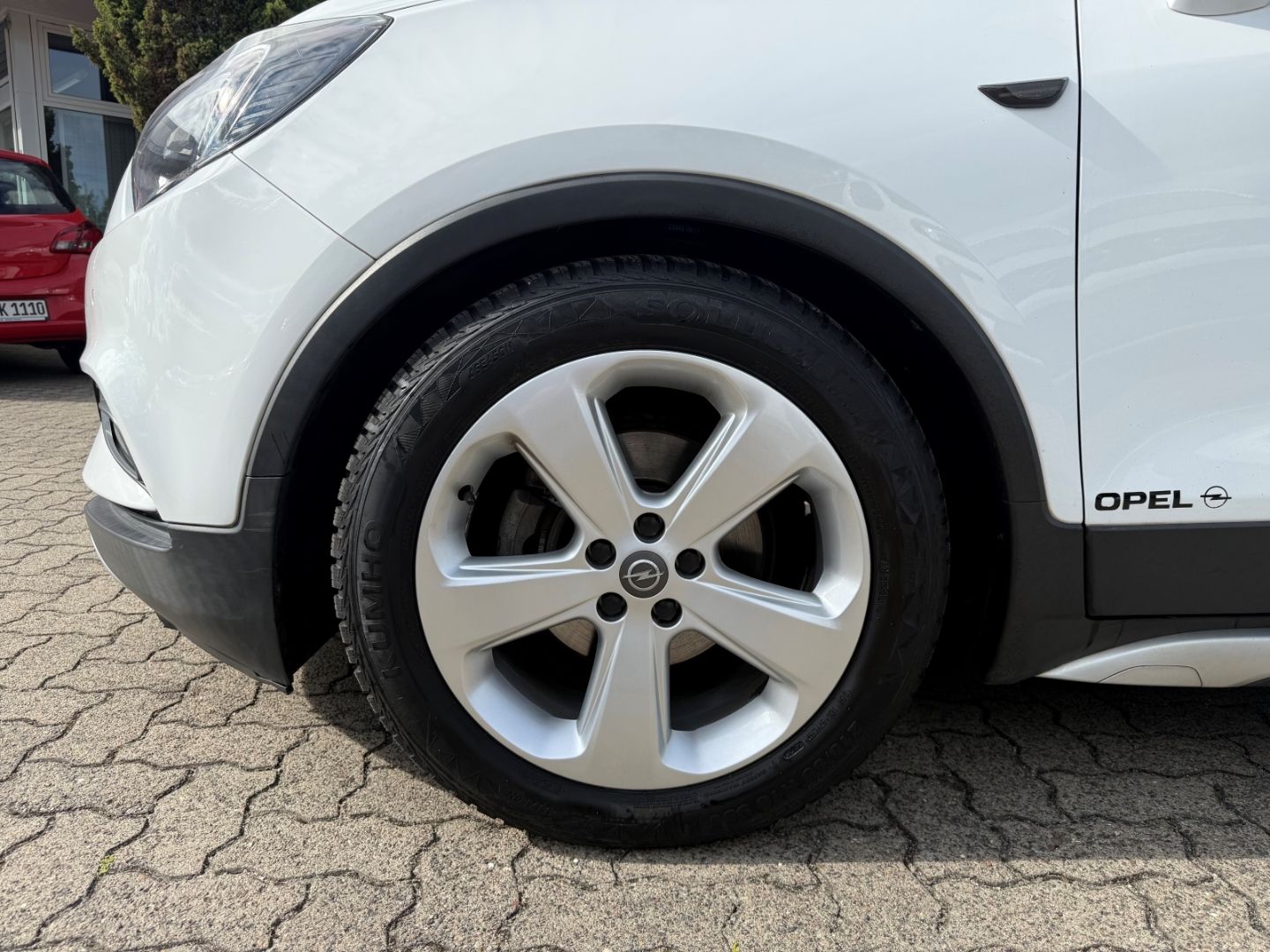 Fahrzeugabbildung Opel Mokka X Innovation mit Allwetter+PDC+AHK