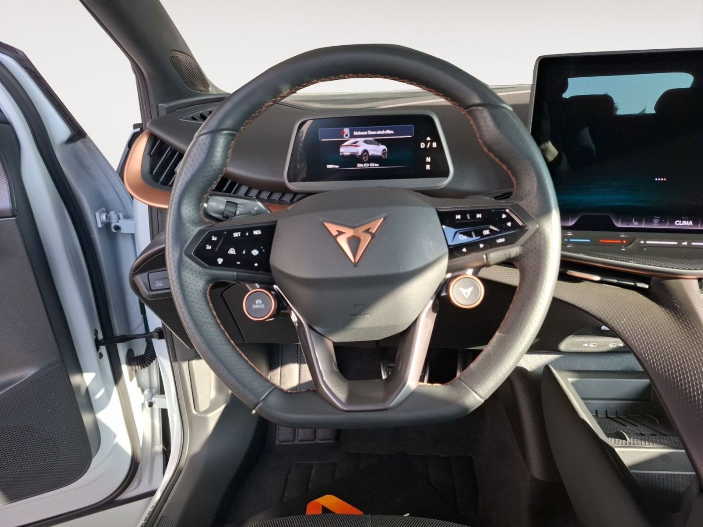 Cupra Tavascan - Bild 11