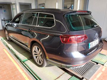 Volkswagen Passat Variant - 3