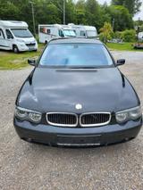 BMW 735 Baureihe 7 735i - BMW 735 aus 2003: 735i