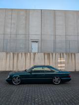 Mercedes-Benz W124/C124 E220 Coupé - Mercedes-Benz E 220 mit Benzin-Antrieb: Sportwagen