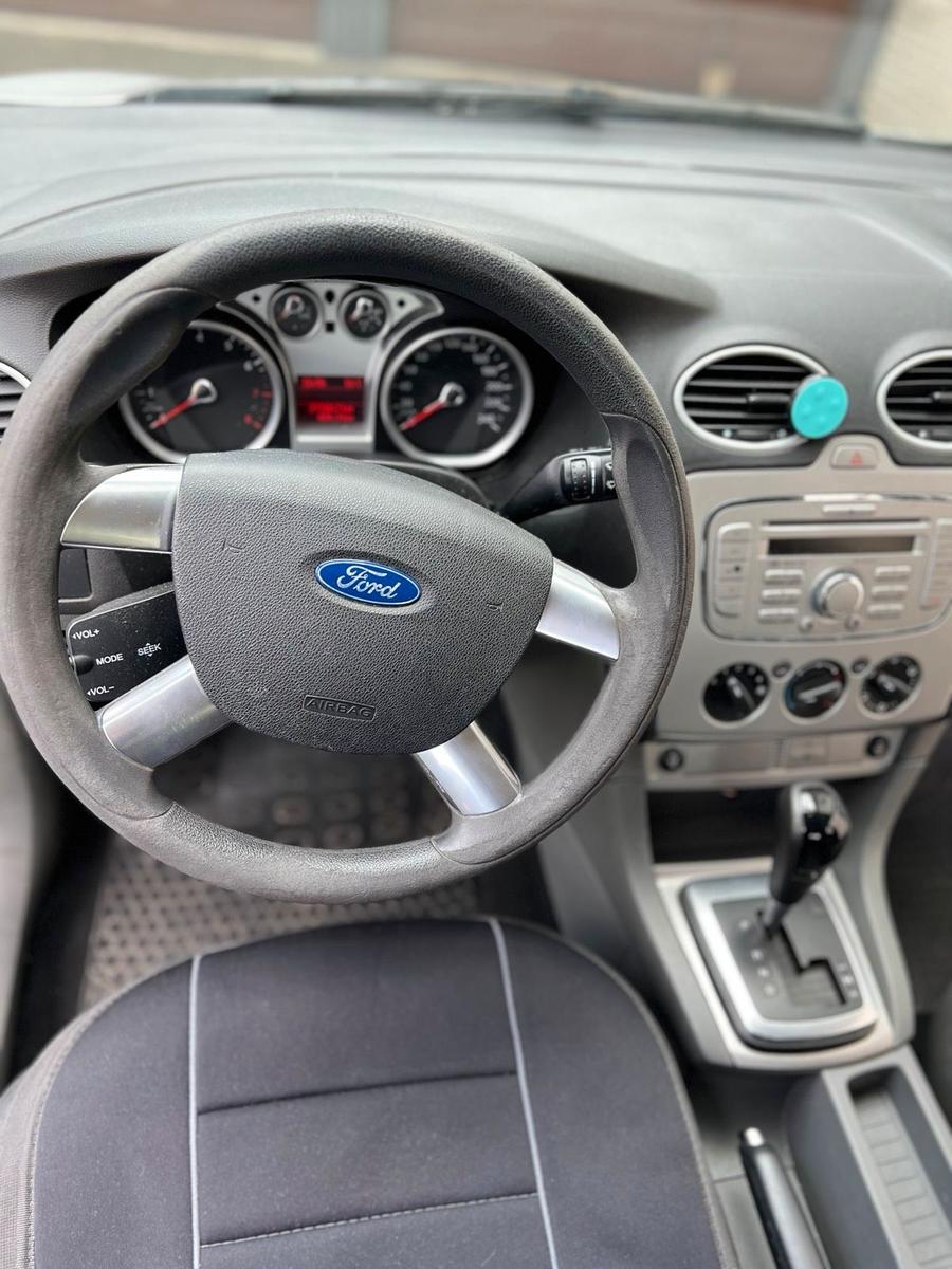 Ford Focus 2008 — engine