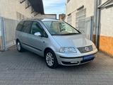 Volkswagen Sharan 1.9TDI Freestyle*Autom.*7-Sitze*Klima*AHK - Volkswagen Sharan mit Diesel-Antrieb: Kleinbus, 1.9