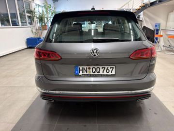 Volkswagen Touareg - 9