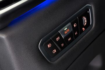 BMW X5 xDrive30d M Sport LiveCoProf HUD RFK AHK 20"