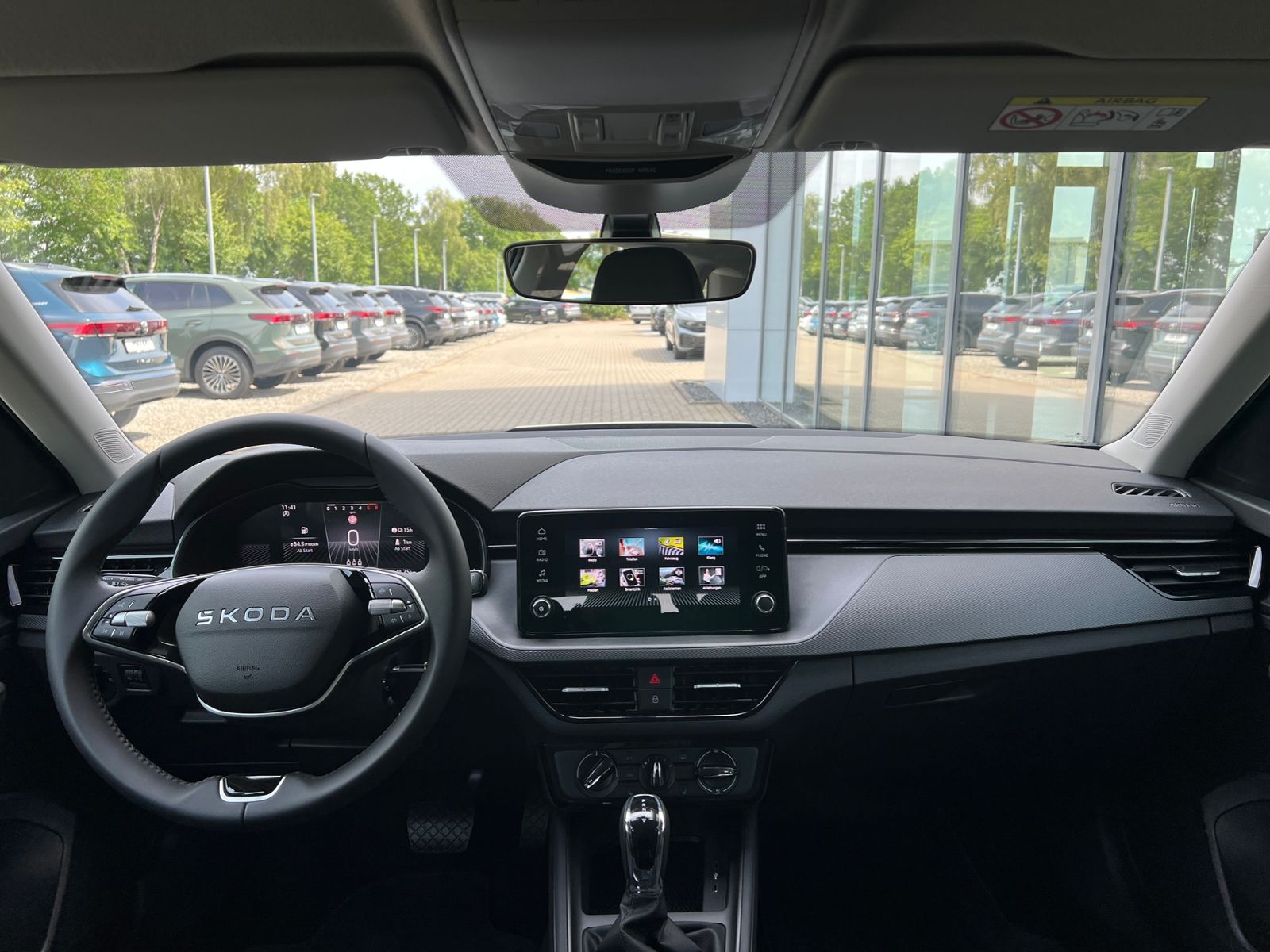 Fahrzeugabbildung SKODA Kamiq Essence 1.0 TSI DSG *Vorb. AHK, LED, Sitzh