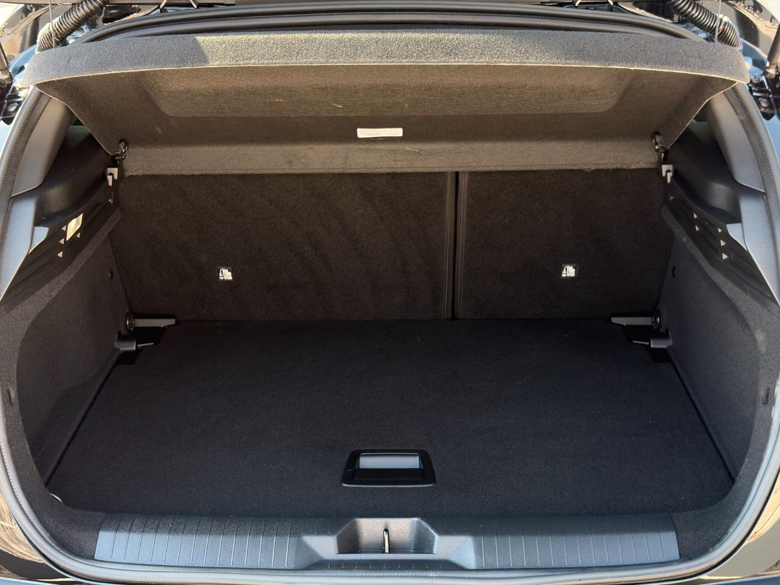 Fahrzeugabbildung Opel Astra L GS 1.2 Turbo Matrix CarPl. HuD 360° ACC