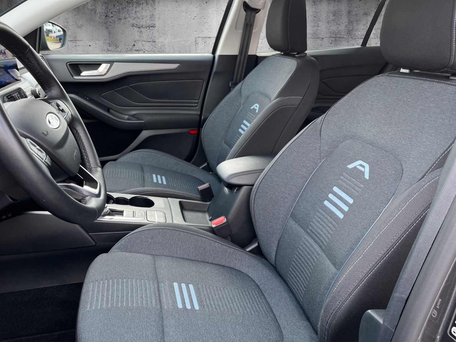 Fahrzeugabbildung Ford Focus Turnier Active Style