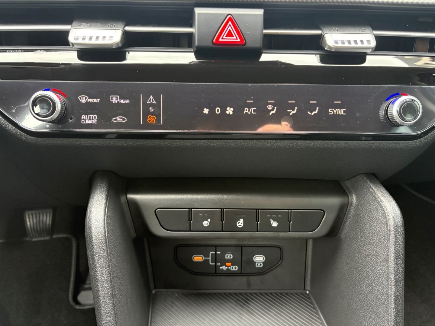 Fahrzeugabbildung Kia Sportage Vision 1.6 T-GDI EU6e P1 NotbremsAss