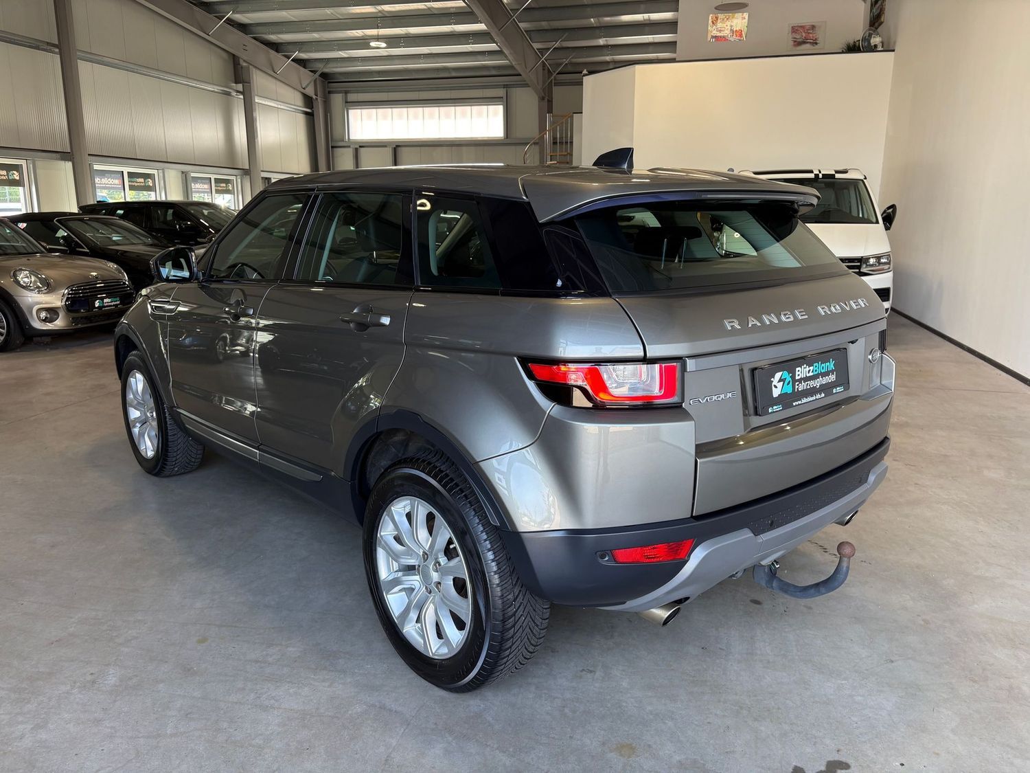 Land Rover Range Rover Evoque SE LEDER KAMERA AHK PDC NAVI foto 3