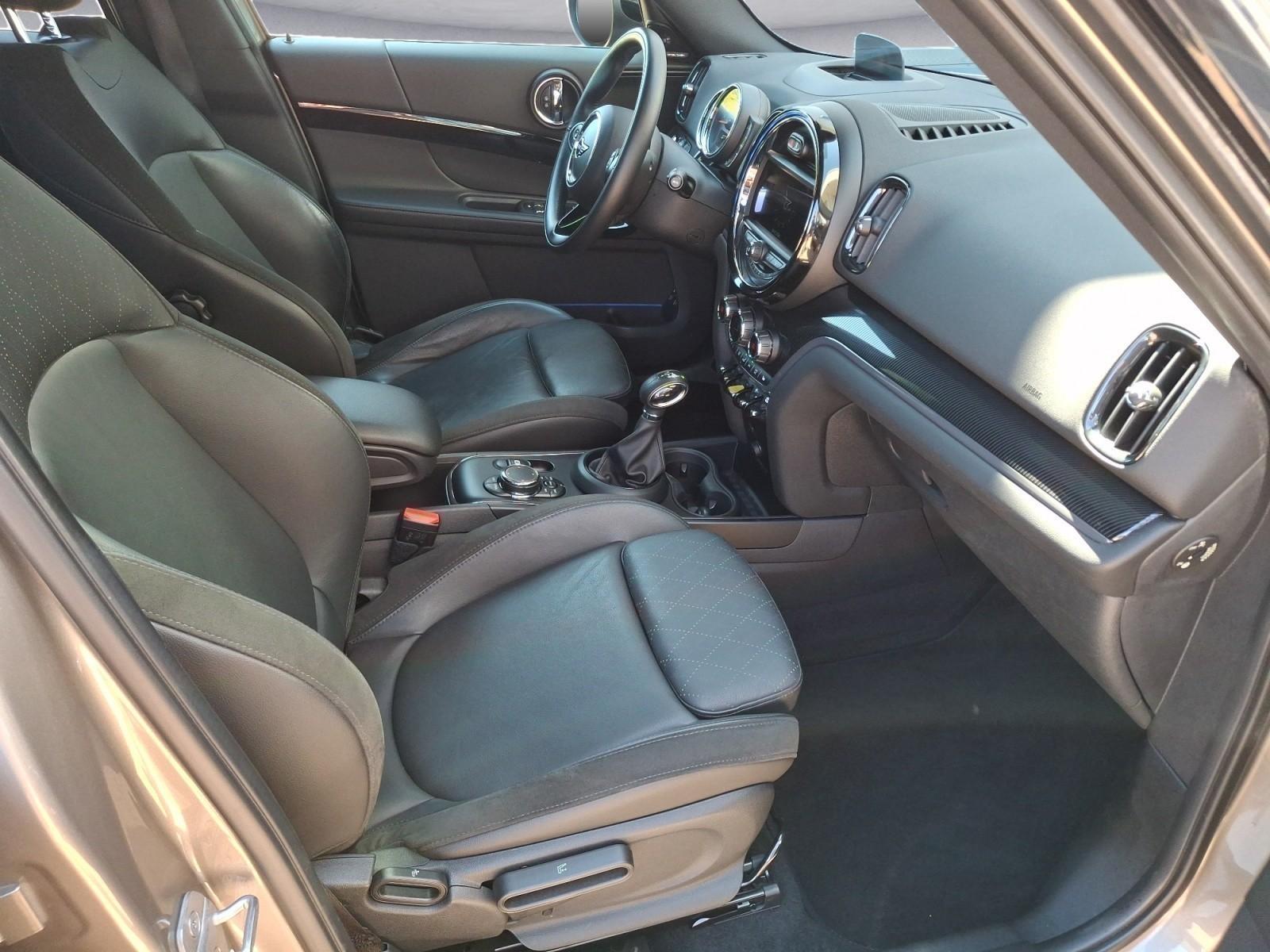 MINI SE. Countryman (Cooper) ALL4 Navi RFK HiFi Pano