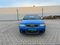 Fahrzeugabbildung Audi S4 Avant 4.2 Quattro*Nogaroblau*Mwst*