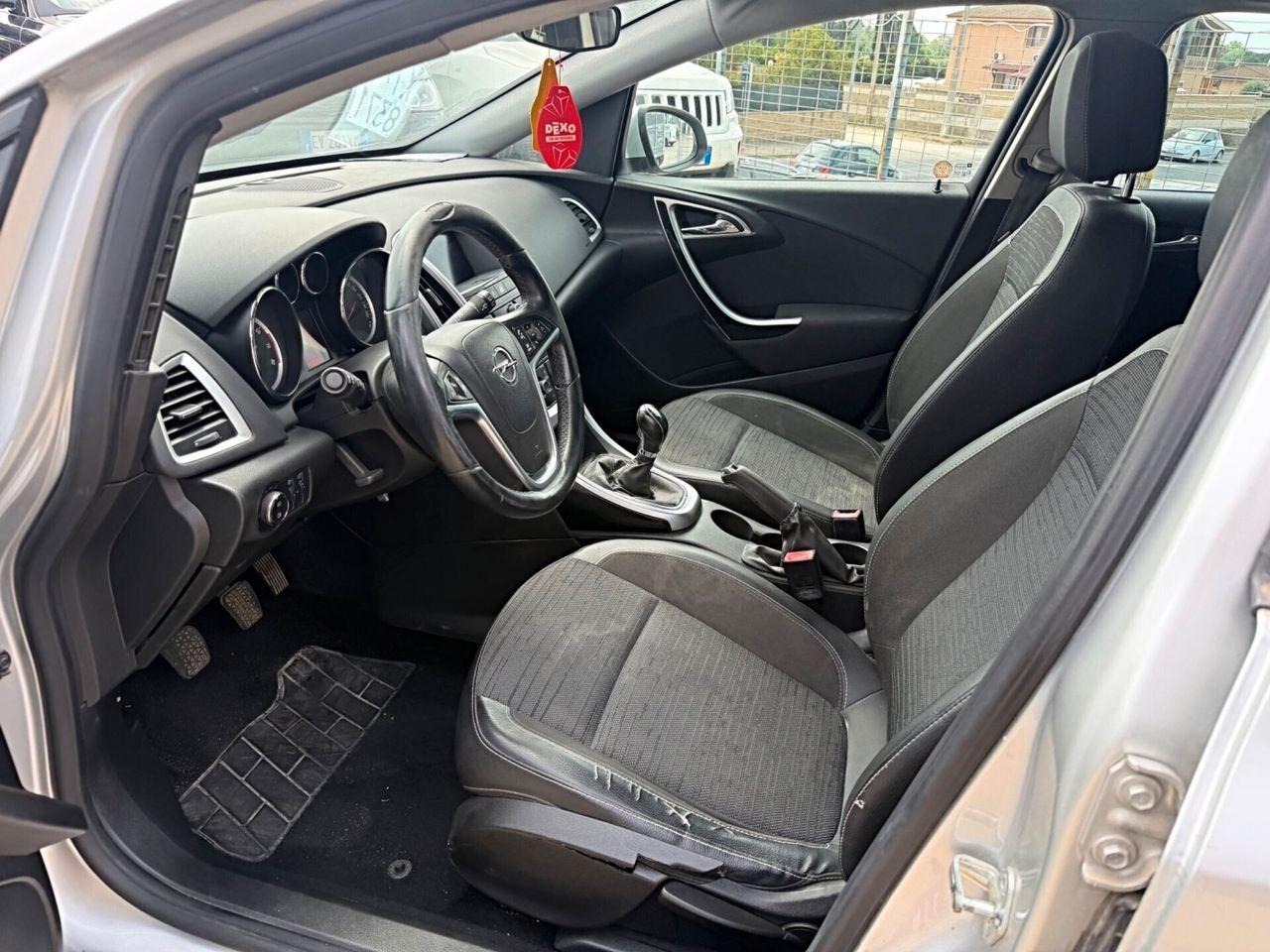 Opel Astra 2015 — photo 9
