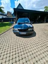 BMW E 46 330i  Touring  Bis Sonntag den 23... - BMW 330: Kombi, E46