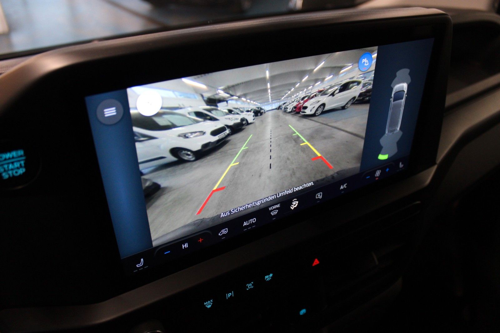 Fahrzeugabbildung Ford Transit Custom L1 TREND LED NAVI CAM ACC SHZ uvm