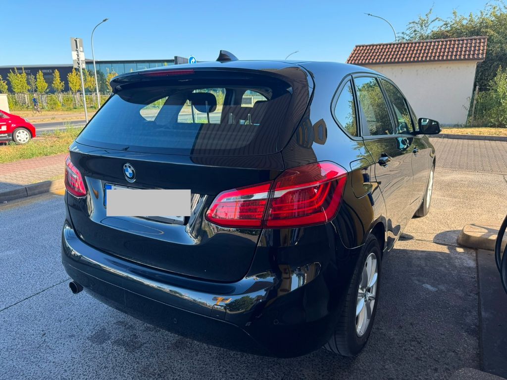 Image of BMW 214 Active Tourer