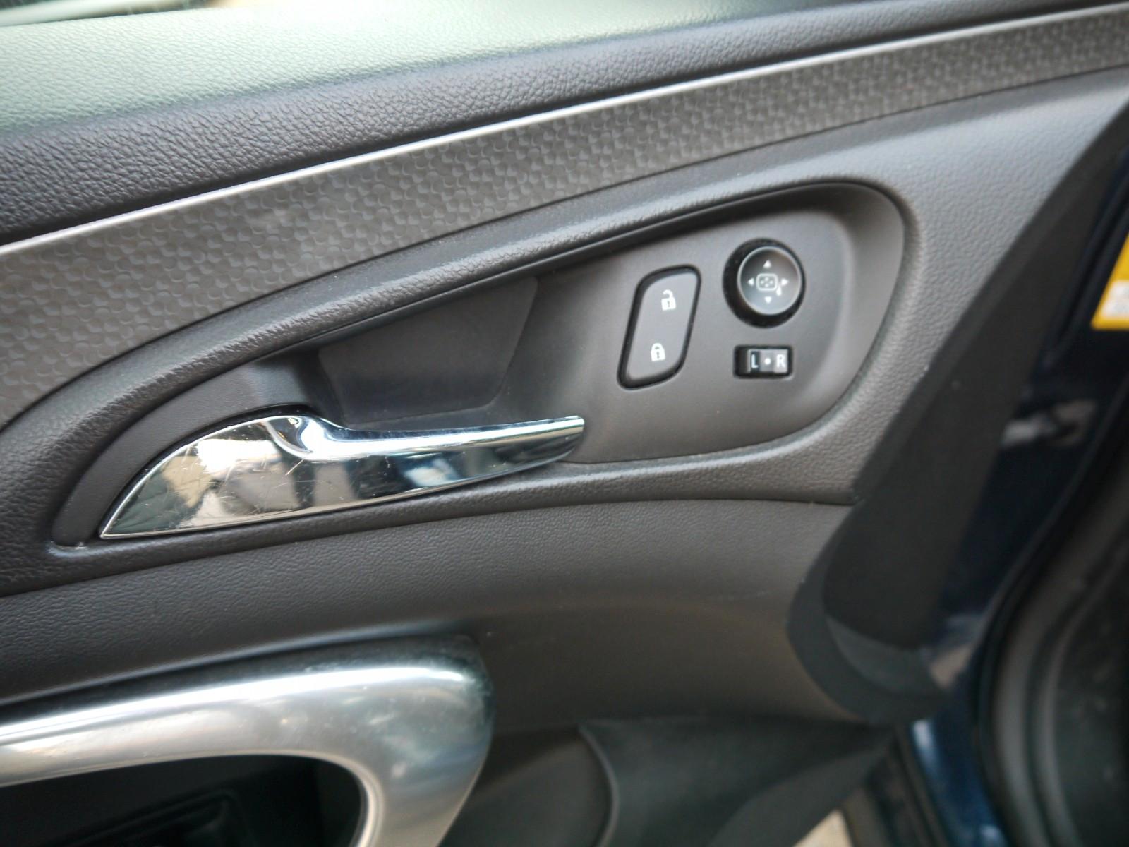 Opel Insignia 2015 — photo 13