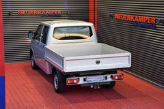 Fahrzeugabbildung Volkswagen T6 Transporter Pritsche Doppelkabine AHK Kamera