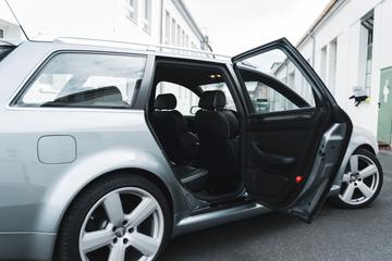 صورة مصغرة 47 لـ 2002 AUDI RS6