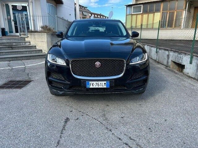 Jaguar F-Pace F-Pace 2.0 D 180 CV AWD aut. R-Spo