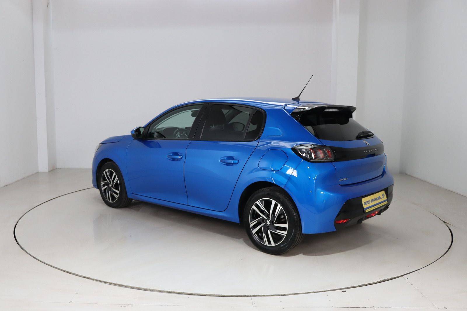 Fahrzeugabbildung Peugeot 208 1.2i Allure Pack * HU / AU neu