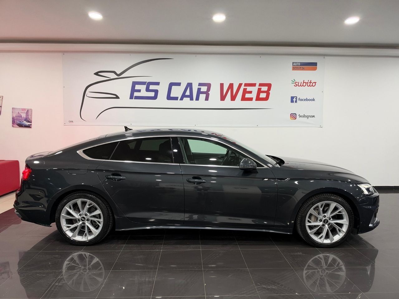 Audi A5 SPB 40 2.0 MHEV STronic Business 204 cv imagem 2