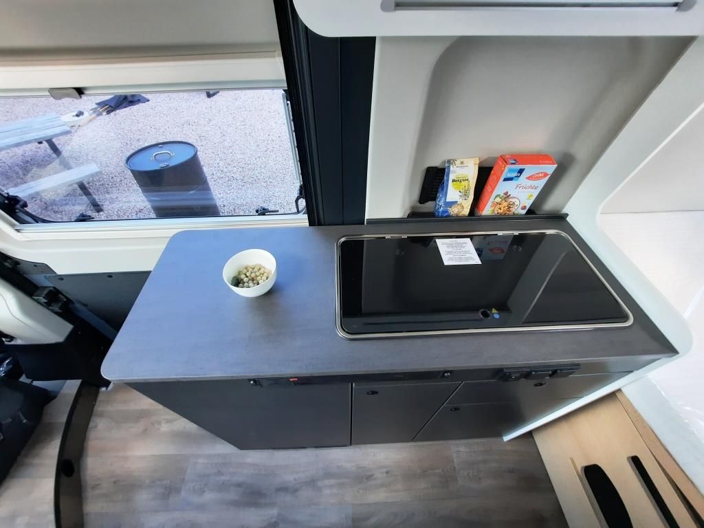 Fahrzeug Übersicht 13 Fahrzeugabbildung Sunlight Camper Van CLIFF 600 Adventure Edition Verfüg./S