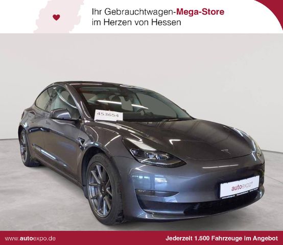 Tesla Model 3 Langstreckenbatt. Allradantrieb