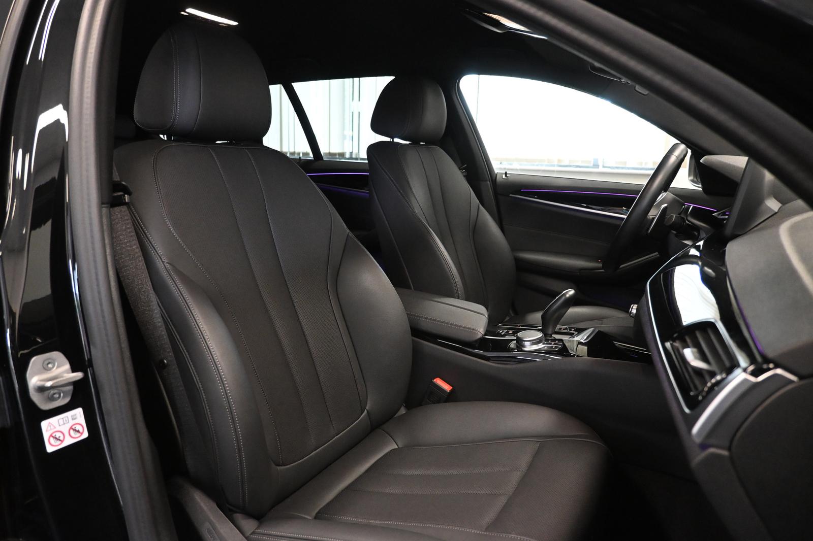BMW 530 d *KAMERA*ACC*M LENKRAD*KEYLESS*CARPLAY *LED