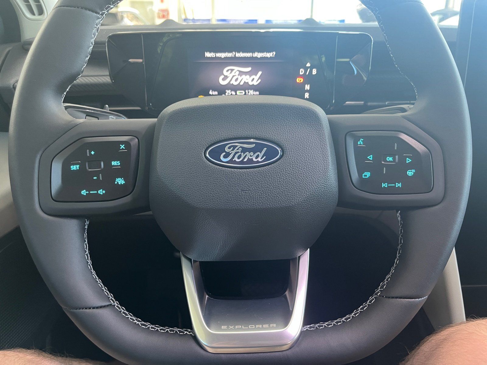 Ford Explorer - Bild 21