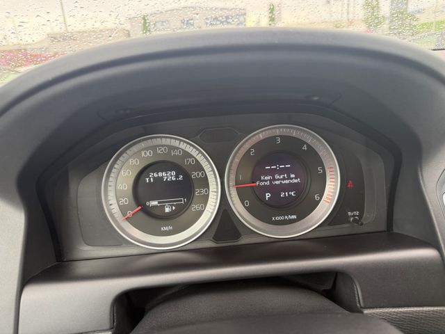 Volvo XC60 XC 60 5-Zylinder Summum AWD