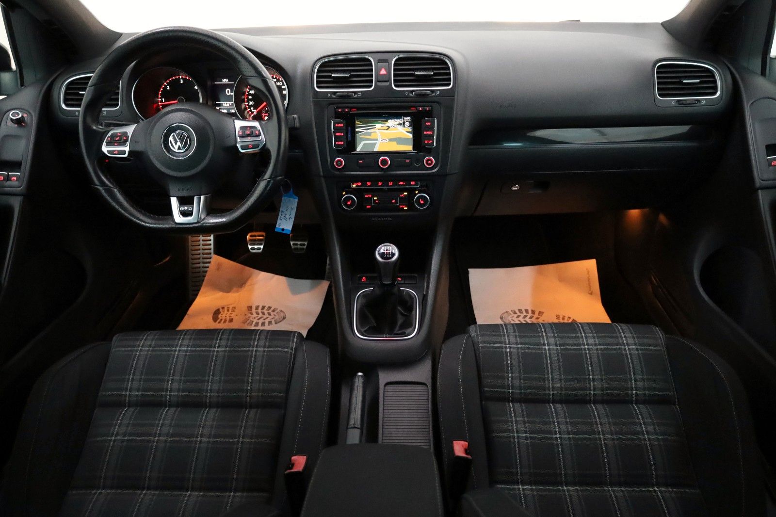 Fahrzeugabbildung Volkswagen Golf VI GTD Navi,Xenon,SH,PDC,SR+WR