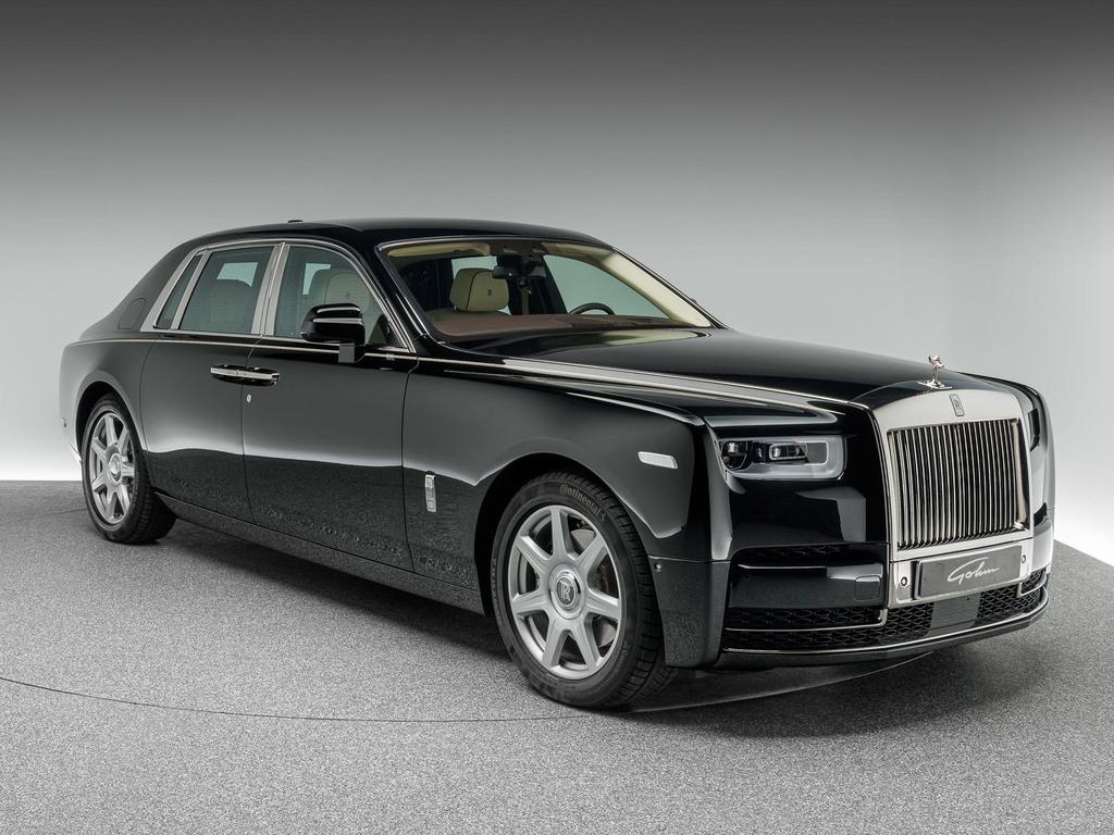 Rolls-Royce Phantom VIII * TWIN COACHLINE *
