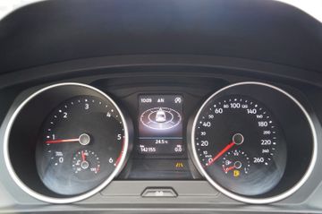 Volkswagen Tiguan 2.0TDI Comfortline NAVI-AHK.-PDC.-1.HAND-