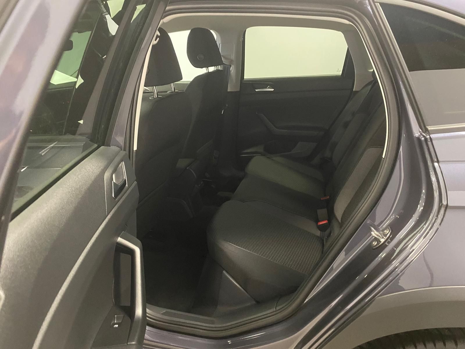 Fahrzeugabbildung Volkswagen Taigo 1.5 16V TSI ACT Life+APP+MATRIX+ALLWETTER+