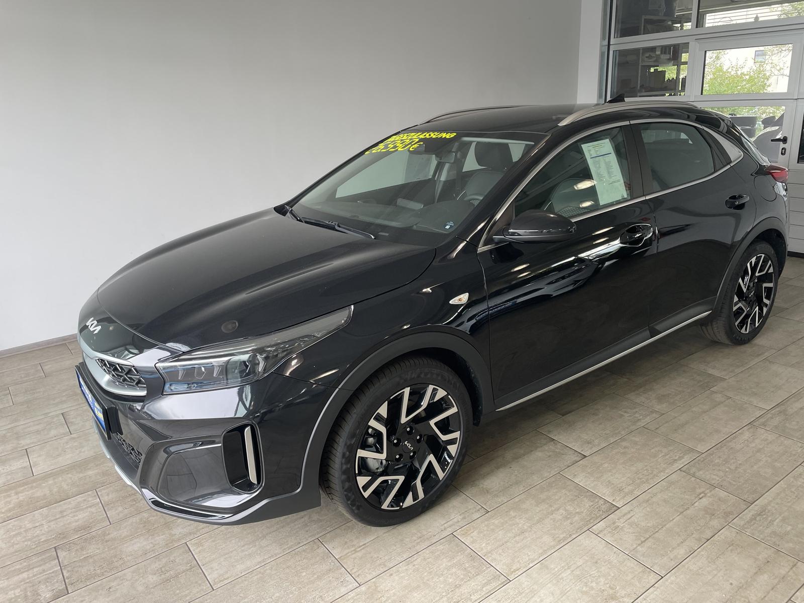 Kia Xceed 1.5 T-GDI DCT LED SHZ PDC Kamera 18 Zoll