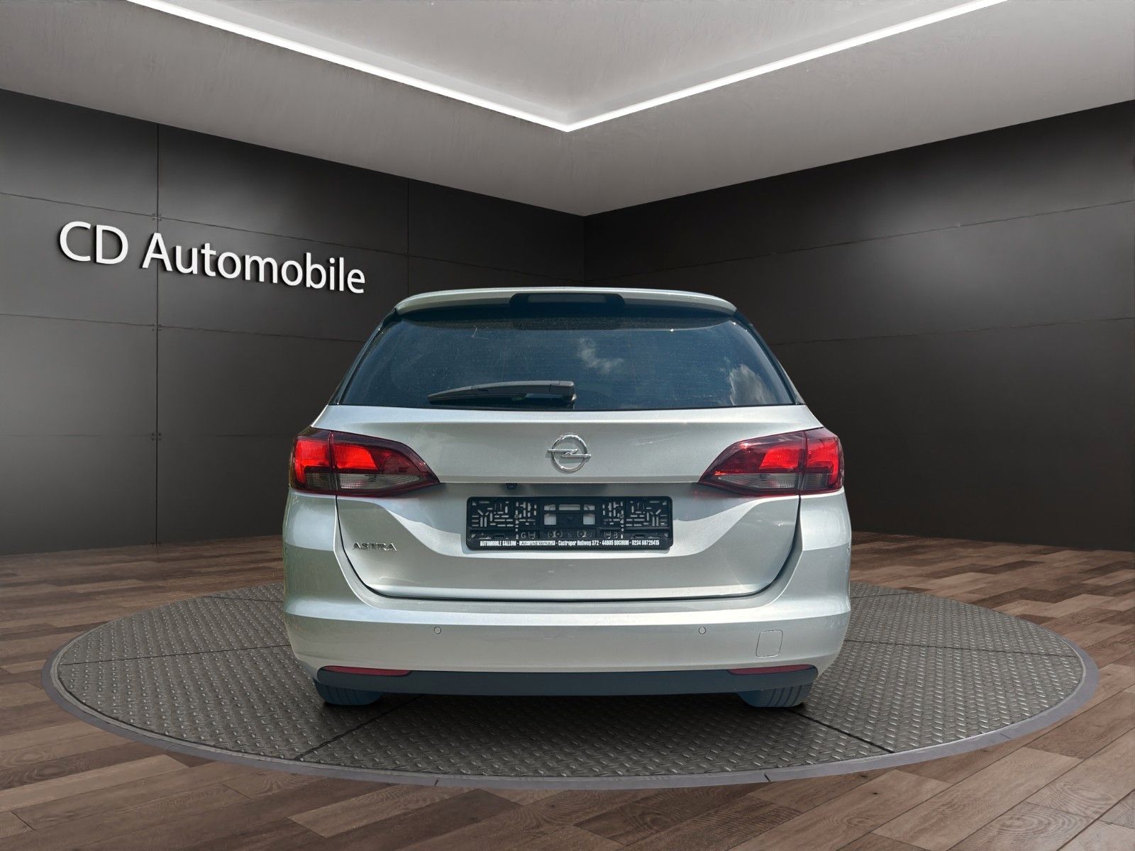 Fahrzeugabbildung Opel Astra K Sports Tourer Aut./Kamara/ Start/Stop