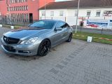 Mercedes-Benz E 350 Coupé E 350 CGI BlueEFFICIENCY AVANTG.... - Mercedes-Benz E 350 aus 2009