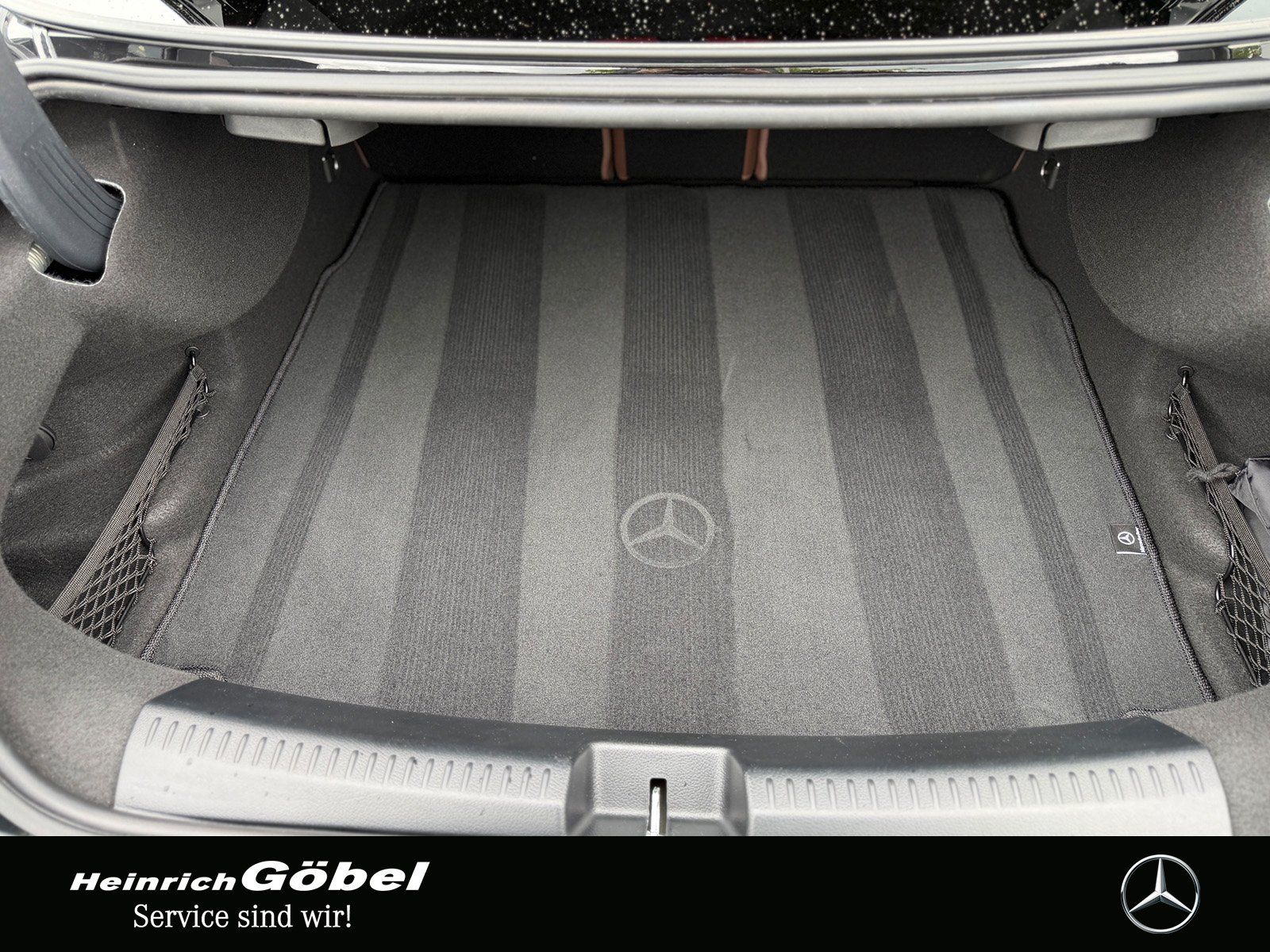 Fahrzeugabbildung Mercedes-Benz CLA 180 Progressive (EURO 6d)
