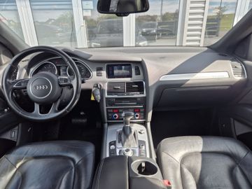 Audi Q7 - 8