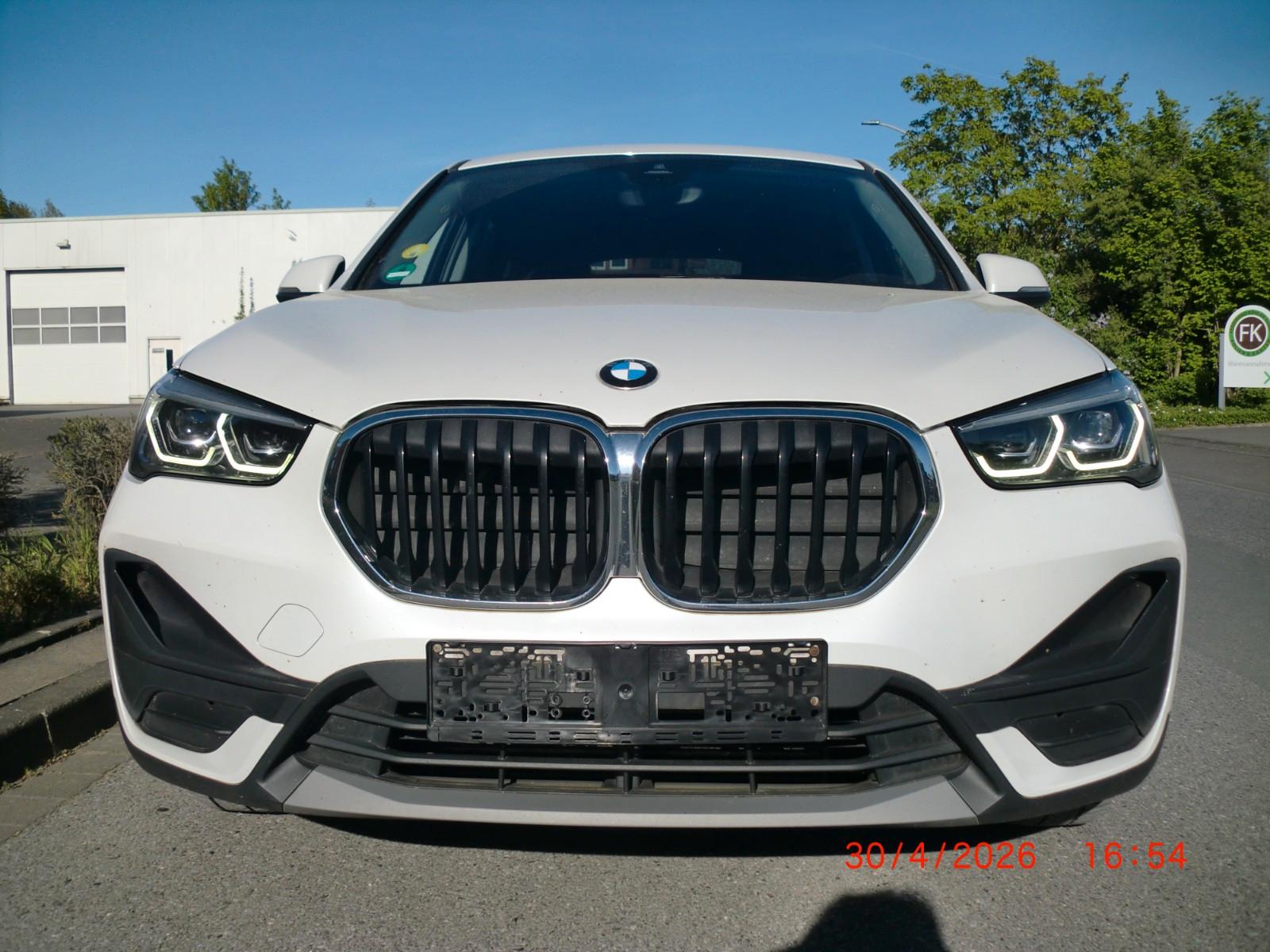 BMW X1 sDrive 18 d LED Metallic AHK 8x ALU 1Hand