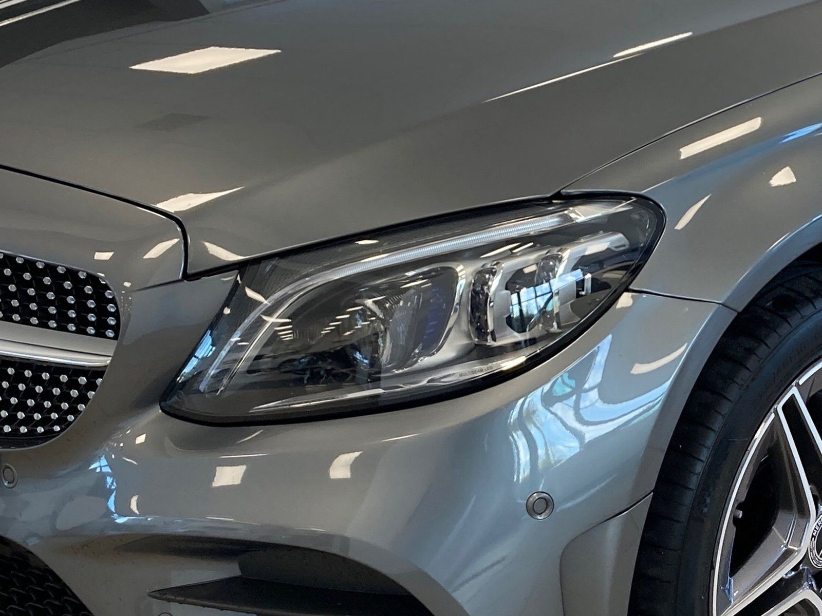 Fahrzeugabbildung Mercedes-Benz C 220 d T 4M AMG*AHK*Panorama*Totwinkel*Navi*LED