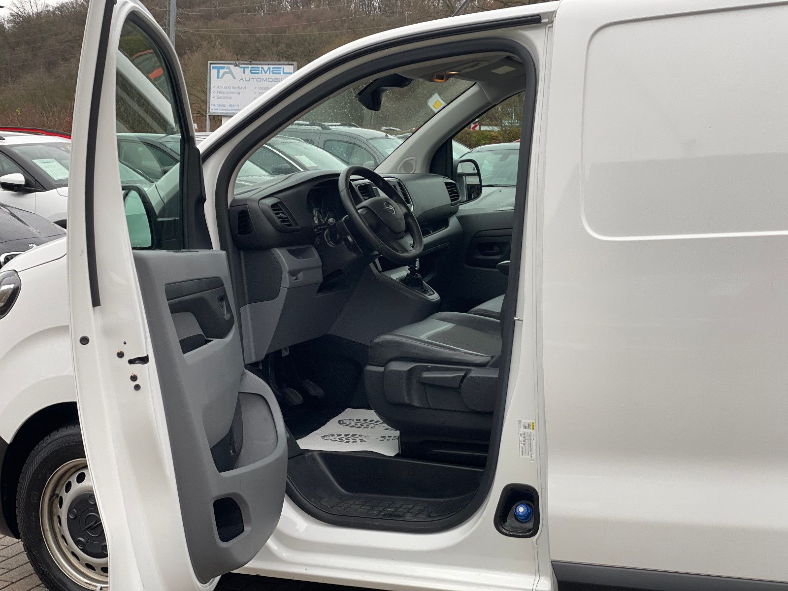 OPEL Vivaro, 2020, Diesel, 122 PS