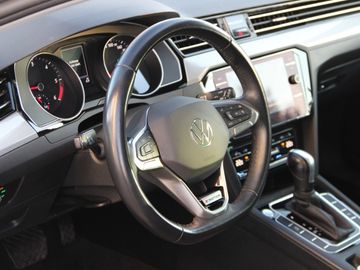 Volkswagen Passat Variant 2.0 TDI 4 Motion Business Niveaur