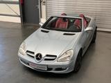 Mercedes-Benz SLK 280/2. Hand/Airscarf/Leder /Tempomat/PDC - silberne Mercedes-Benz SLK 280