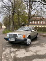 Mercedes-Benz w124 250D - Mercedes-Benz 250 W124 mit Diesel-Antrieb