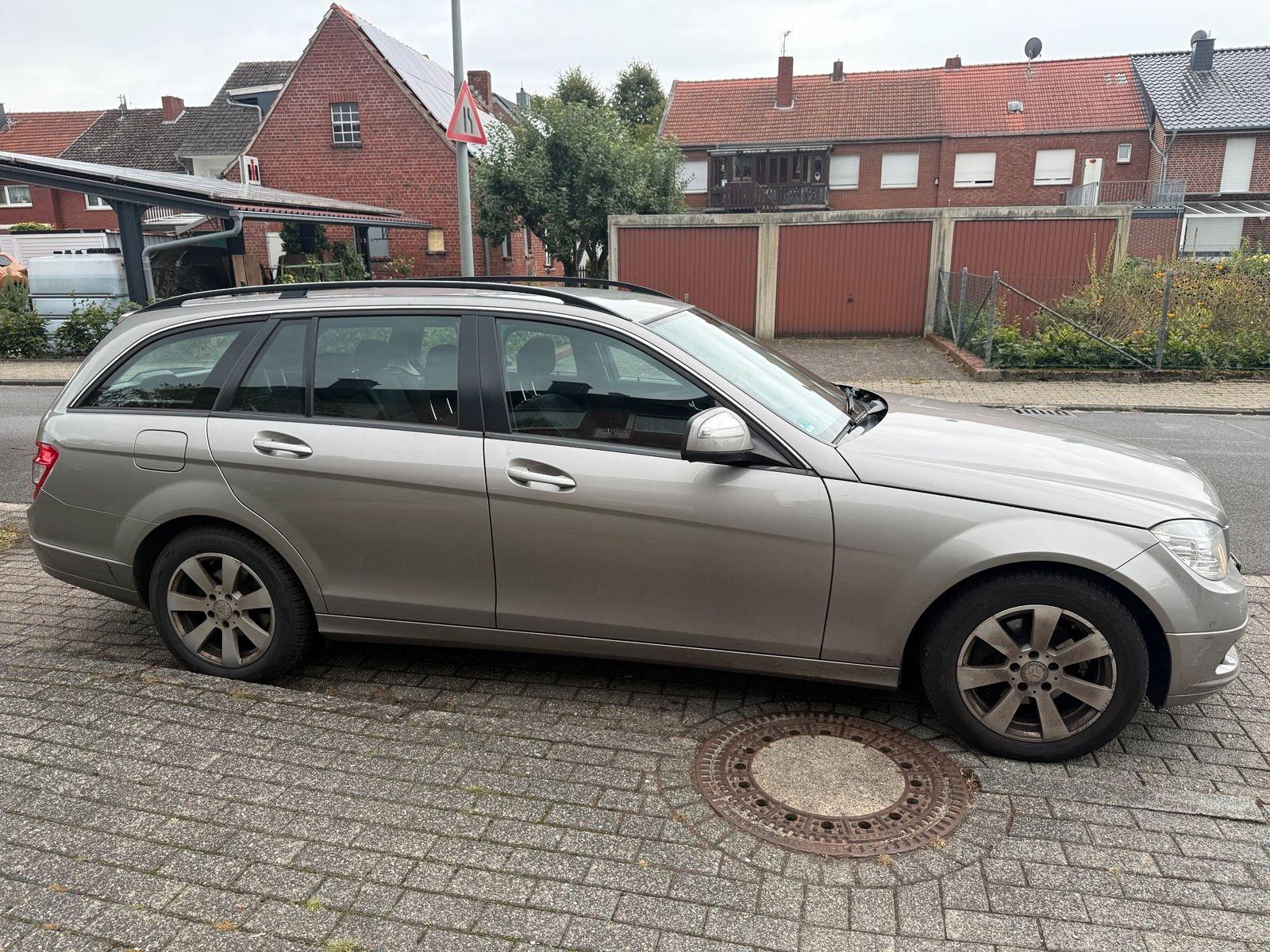 Mercedes-Benz C200 2008 — photo 7