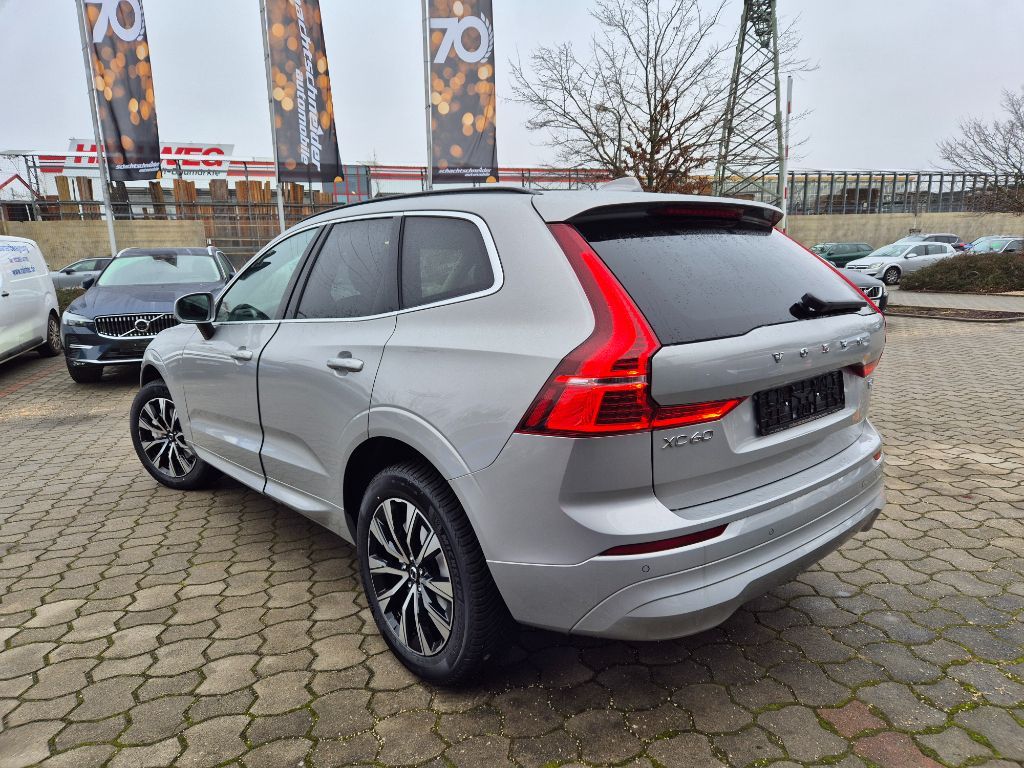 Fahrzeugabbildung Volvo XC60 B5 B AWD Core+Fahrerassist+Leder+Allwetter