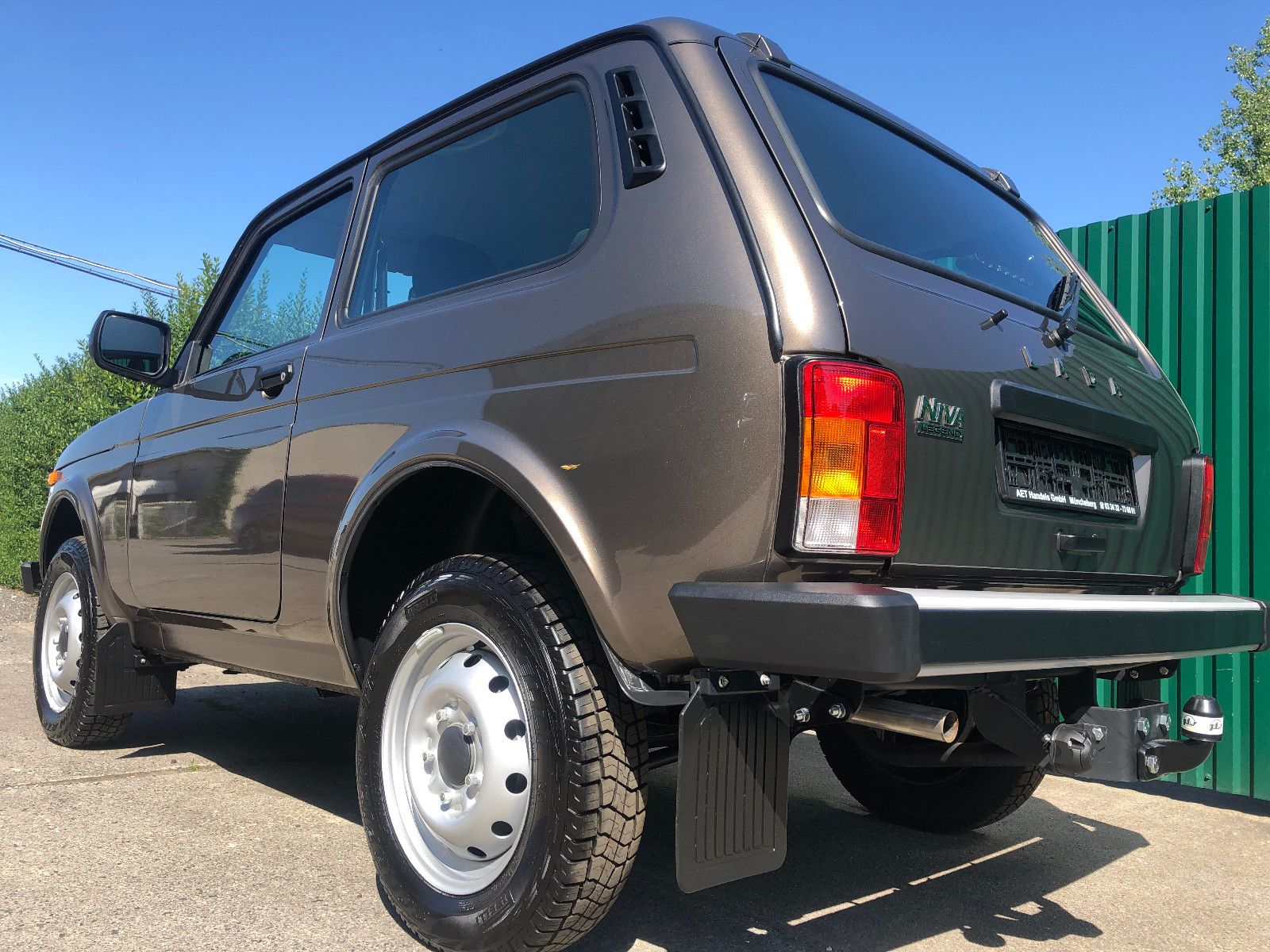 Fahrzeugabbildung Lada NIVA  LEGEND "NORMA" ROSTSCHUTZ! AHK! GARANTIE!